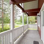 Apartment Helmeilevi 2 Visit